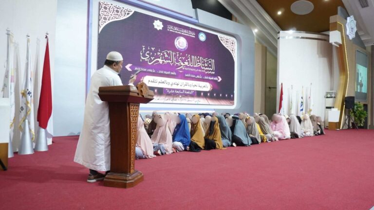 النَّشَاطُ اللُّغَوِيُّ الشَّهْرِيُّ – الدُّفْعَةُ السَّابِعَةَ عَشْرَةَ