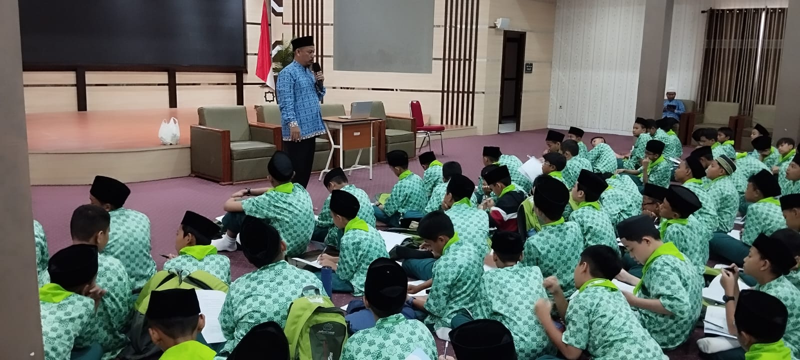 SMP IT AL BINAA PUTRA