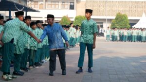 penguasaan-ilmu-pengetahuan-dan-teknologi-sebagai-kunci-generasi-islam-masa-depan