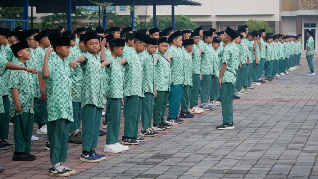 penguatan-karakter-santri-al-binaa-melalui-tiga-aspek-ketertiban